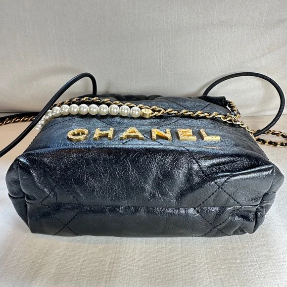 Chanel Shiny Crumpled Calfskin Quilted Pearl Mini 22 Black - Picture 6 of 8